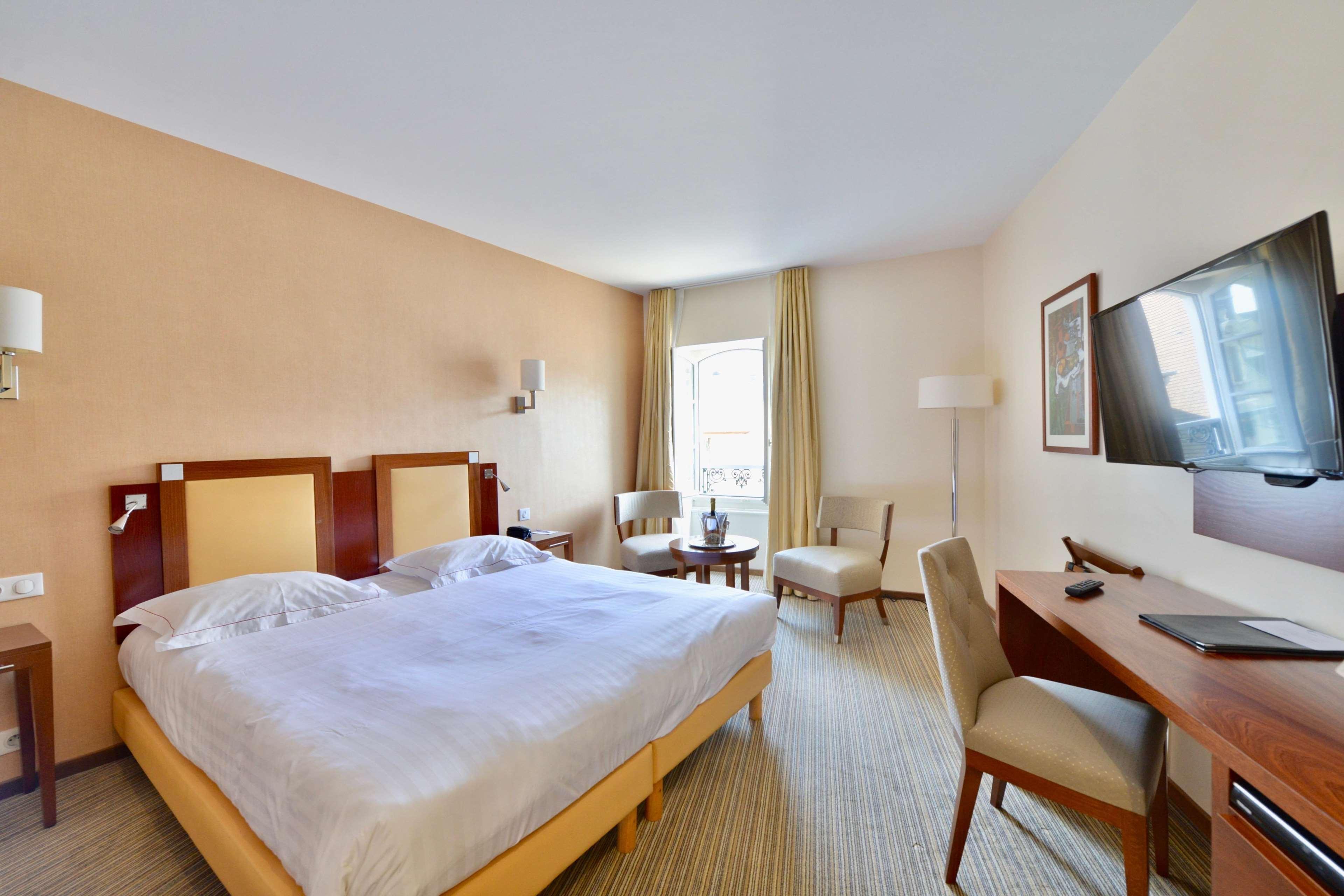 Best Western Plus Hôtel D'Angleterre Bourges Exterior foto